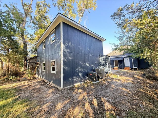 2209 Gano St 3, Houston, TX 77009