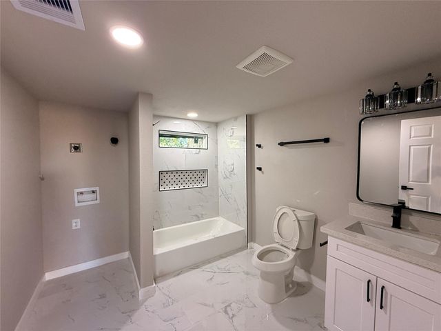 2209 Gano St 3, Houston, TX 77009