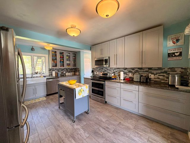 62 Parker Street, Winchester, NH 03470