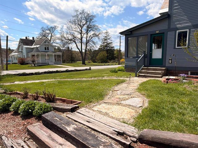 62 Parker Street, Winchester, NH 03470