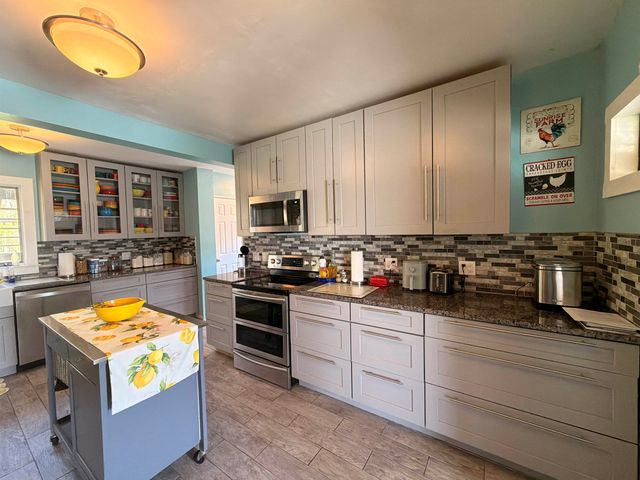 62 Parker Street, Winchester, NH 03470