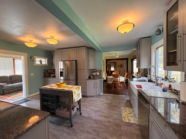 62 Parker Street, Winchester, NH 03470