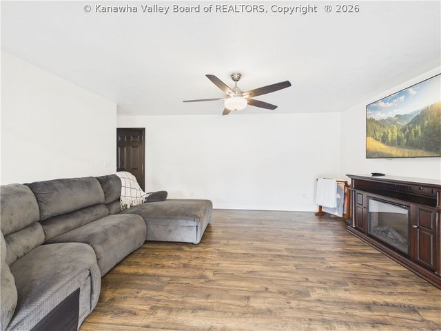 213 David Street, Hurricane, WV 25526