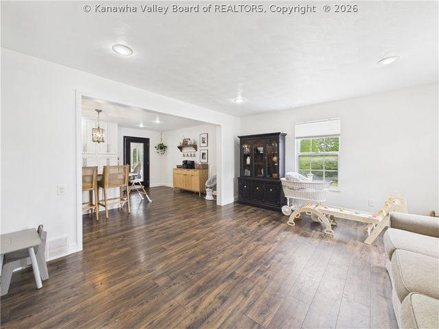 213 David Street, Hurricane, WV 25526
