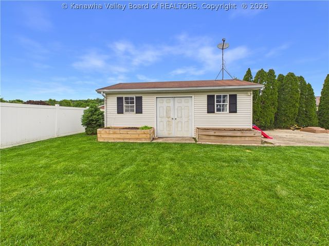 213 David Street, Hurricane, WV 25526