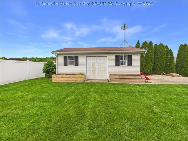 213 David Street, Hurricane, WV 25526