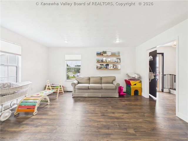 213 David Street, Hurricane, WV 25526
