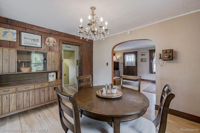 31437 Fairchild Street, Westland, MI 48186
