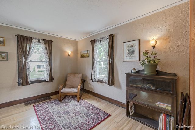 31437 Fairchild Street, Westland, MI 48186