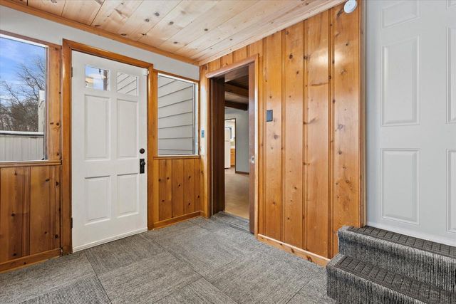 5596 Arrowwood STREET, Greendale, WI 53129