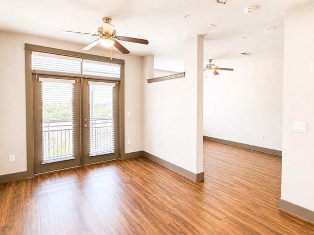 2910 Milam St Street 1333, Houston, TX 77006