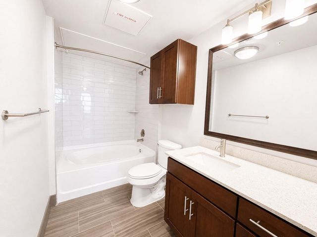 2910 Milam St Street 1333, Houston, TX 77006
