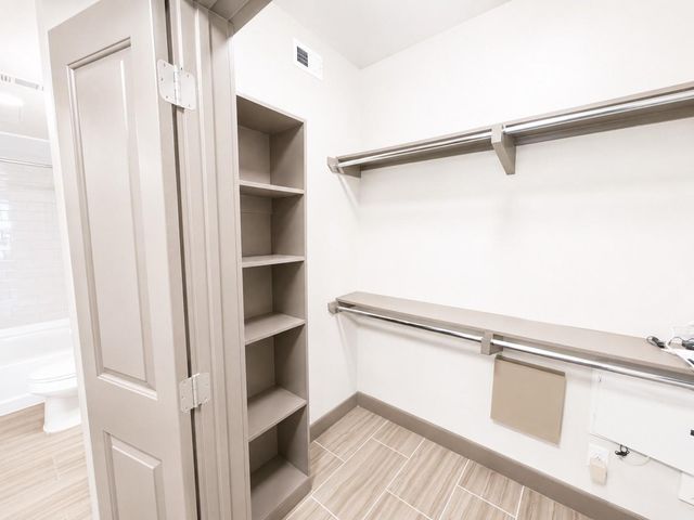 2910 Milam St Street 1333, Houston, TX 77006