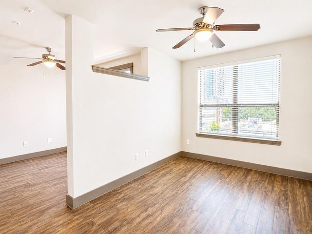 2910 Milam St Street 1333, Houston, TX 77006