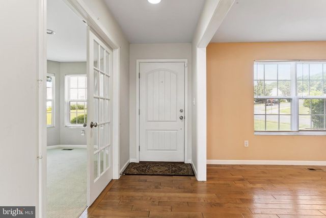 318 WOODBRIDGE DR, Etters, PA 17319