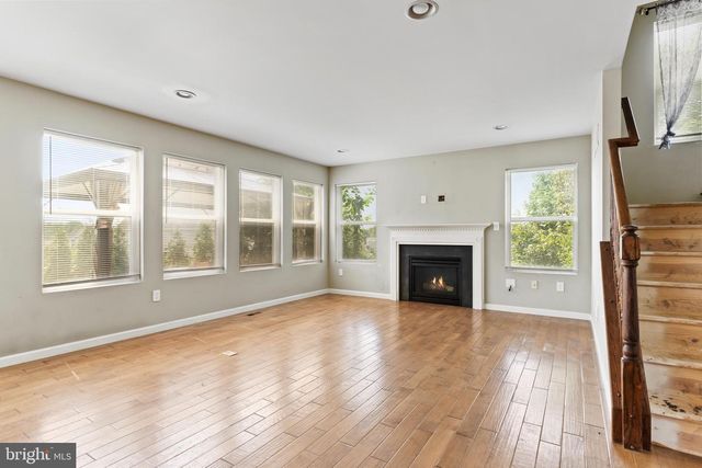 318 WOODBRIDGE DR, Etters, PA 17319