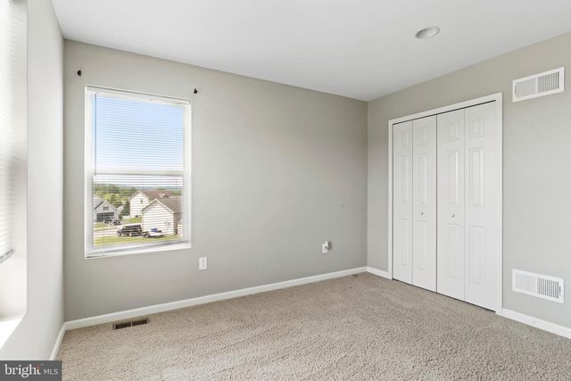 318 WOODBRIDGE DR, Etters, PA 17319