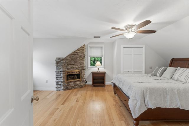 536 Plymouth St, Middleboro, MA 02346
