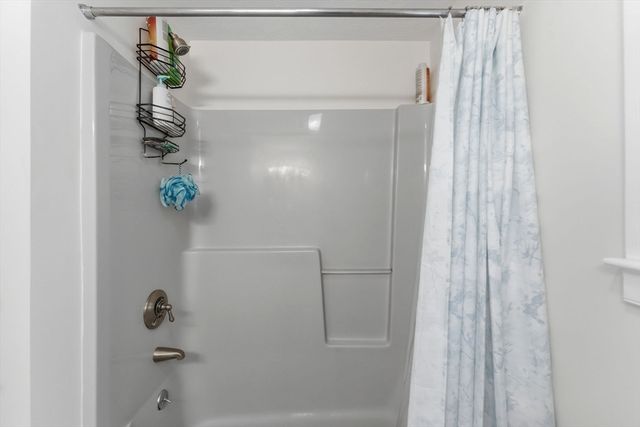 536 Plymouth St, Middleboro, MA 02346