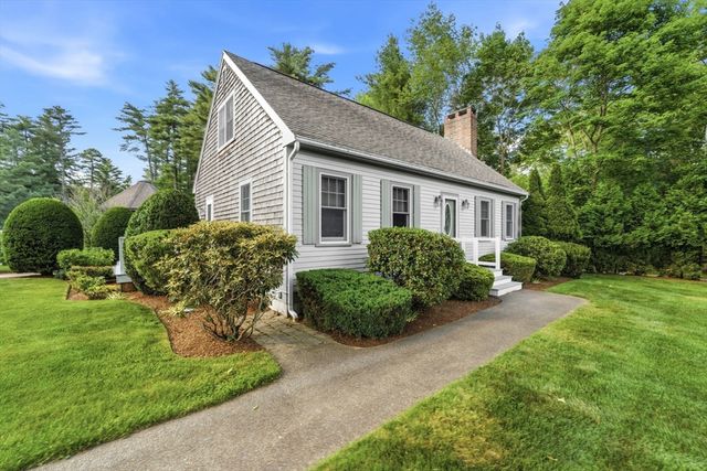 536 Plymouth St, Middleboro, MA 02346