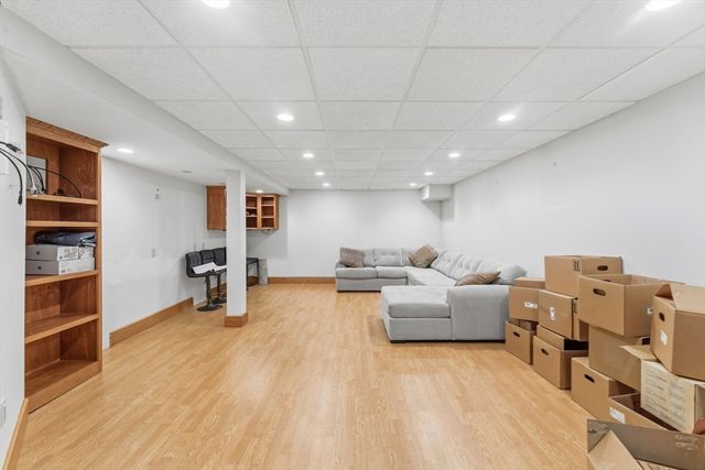 536 Plymouth St, Middleboro, MA 02346