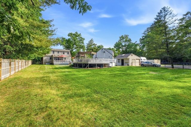 536 Plymouth St, Middleboro, MA 02346