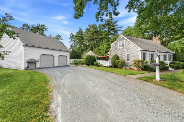 536 Plymouth St, Middleboro, MA 02346