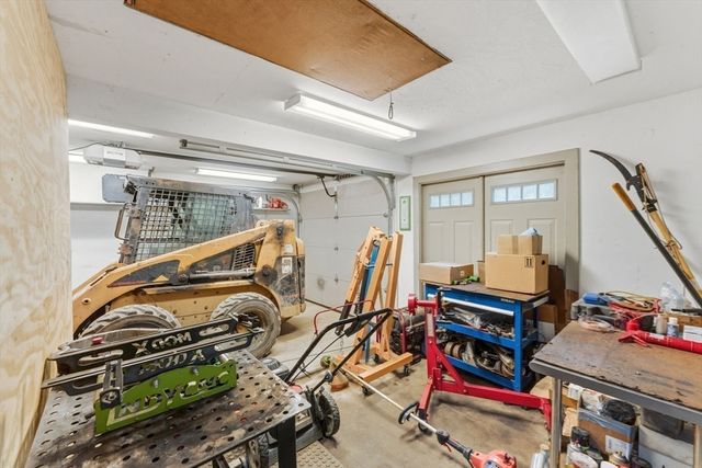 536 Plymouth St, Middleboro, MA 02346