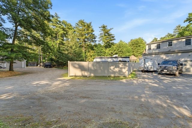 536 Plymouth St, Middleboro, MA 02346