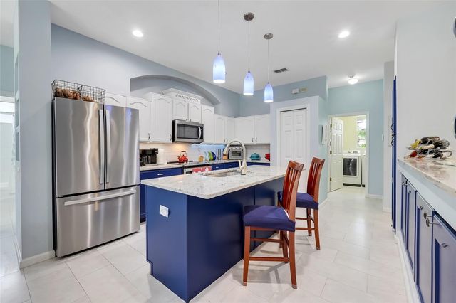 13428 E VIA ROMA CIRCLE, Clermont, FL 34711