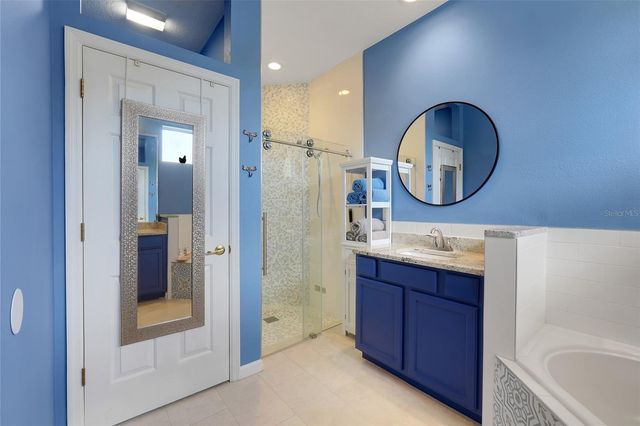 13428 E VIA ROMA CIRCLE, Clermont, FL 34711