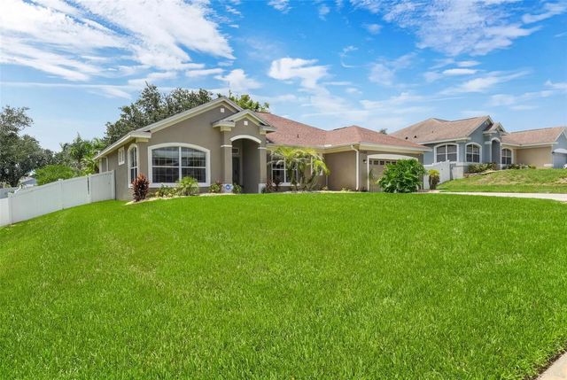 13428 E VIA ROMA CIRCLE, Clermont, FL 34711