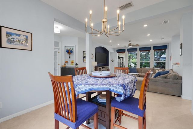 13428 E VIA ROMA CIRCLE, Clermont, FL 34711