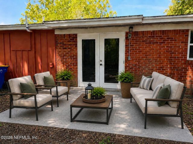 2909 LAUDERDALE Drive E, Jacksonville, FL 32277