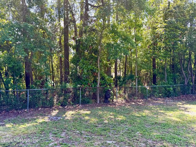 2909 LAUDERDALE Drive E, Jacksonville, FL 32277