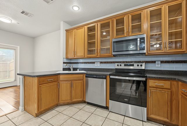 936 Cypress Creek Drive, Plano, TX 75025