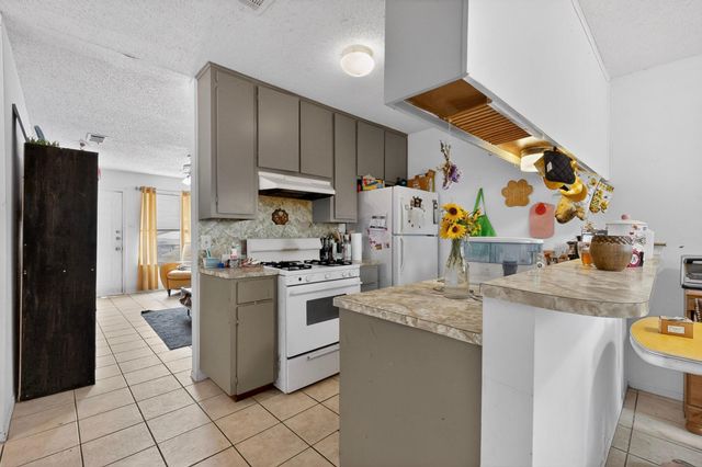 128 Coers CIR, San Marcos, TX 78666
