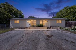 128 Coers CIR, San Marcos, TX 78666