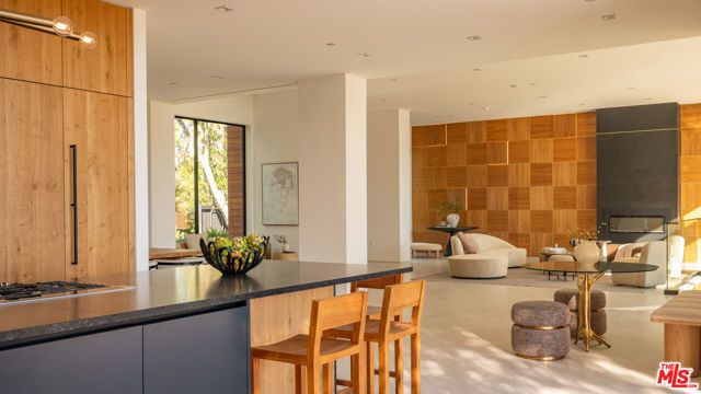 12752 Mulholland Drive, Beverly Hills, CA 90210