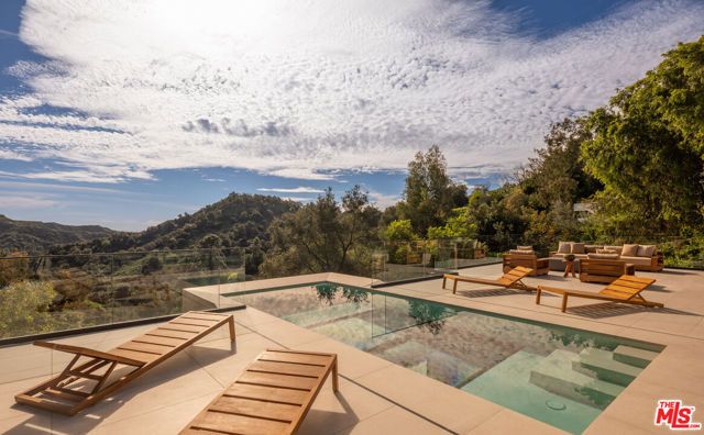 12752 Mulholland Drive, Beverly Hills, CA 90210