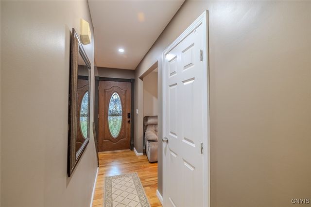 9495 Bear Springs Road, Cicero, NY 13029