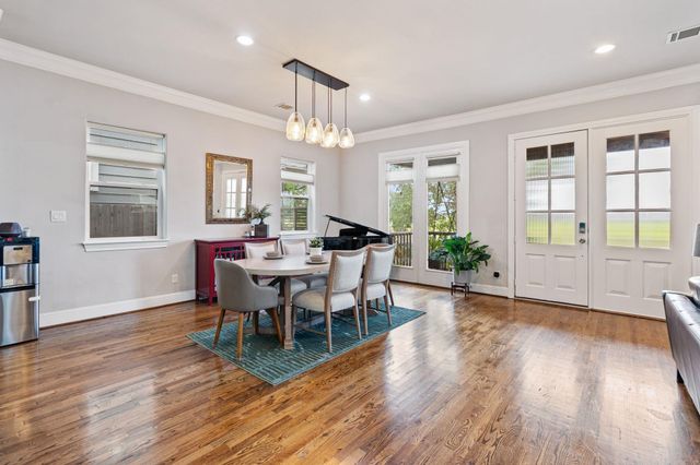 8710 Emnora Lane, Houston, TX 77080