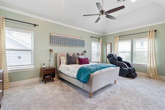 8710 Emnora Lane, Houston, TX 77080