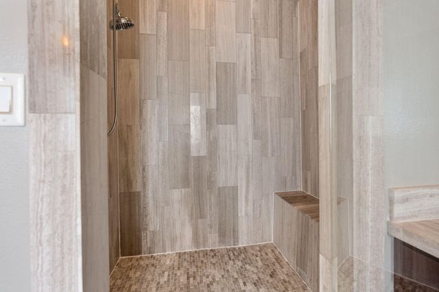 8710 Emnora Lane, Houston, TX 77080