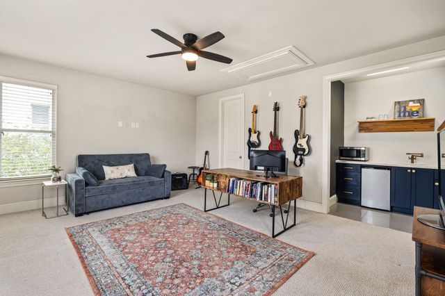 8710 Emnora Lane, Houston, TX 77080