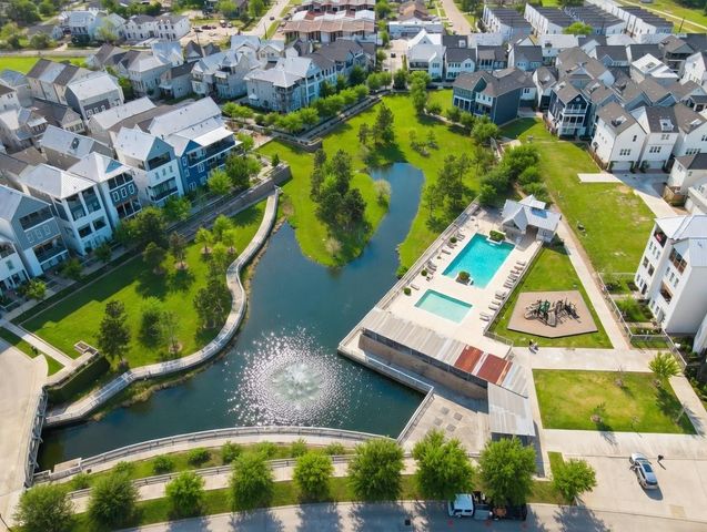 8710 Emnora Lane, Houston, TX 77080