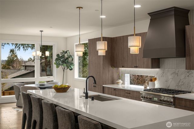 11415 NE 91st Street, Kirkland, WA 98033