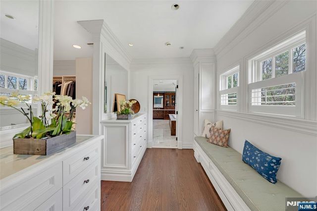 2 Saddle Brook Drive, Ho-ho-kus, NJ 07423