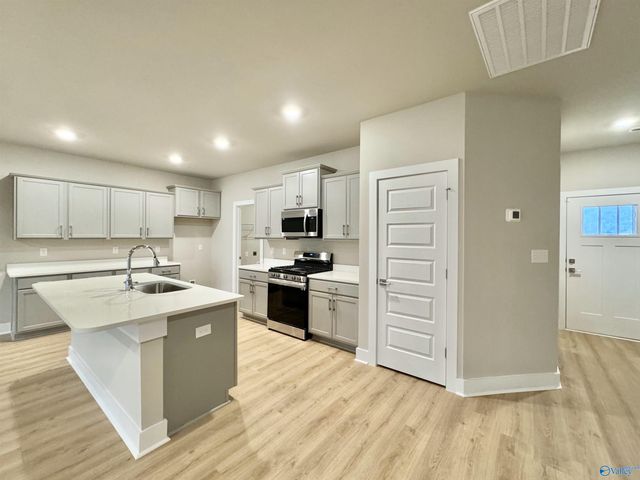 6073 Gardner Maples Drive, Owens Cross Roads, AL 35763