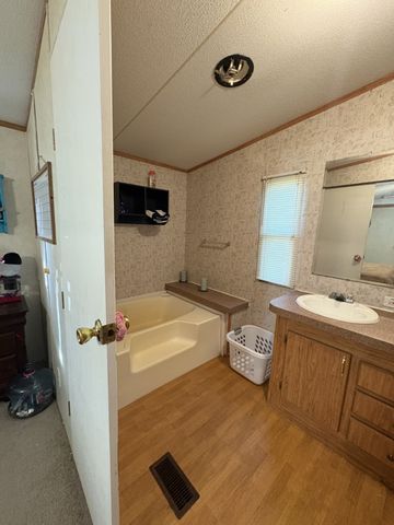 176 County Road 1436, Morgan, TX 76671